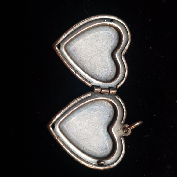 Locket Vintage Sterling - Picture 3 of 3